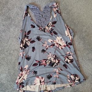 Maurices blue floral tank macrame back